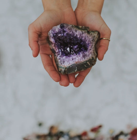 gemstone and crystals for new year intentions