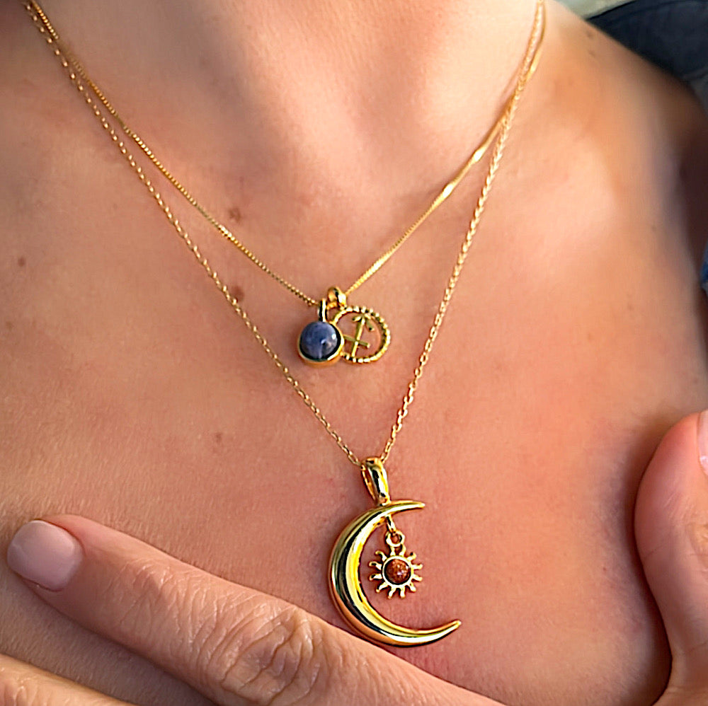Half Moon Pendant Necklace - Belo Jewelry