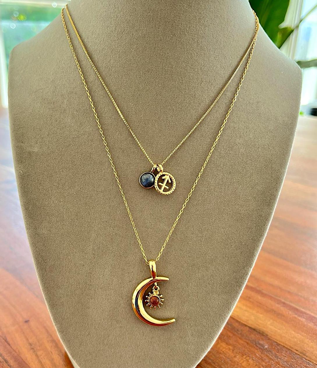 Half Moon Pendant Necklace - Belo Jewelry